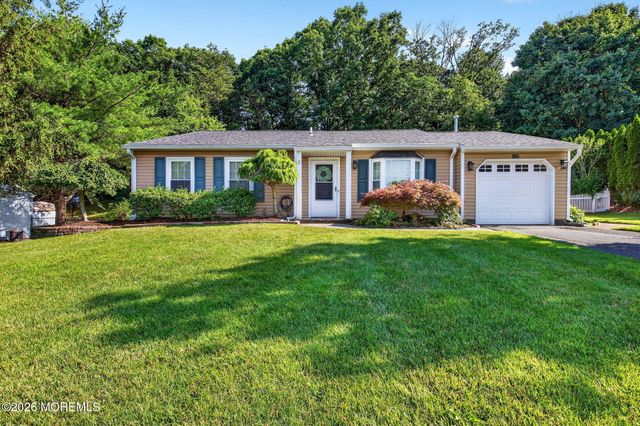 885 Yellowbank Road, Toms River, NJ 08753