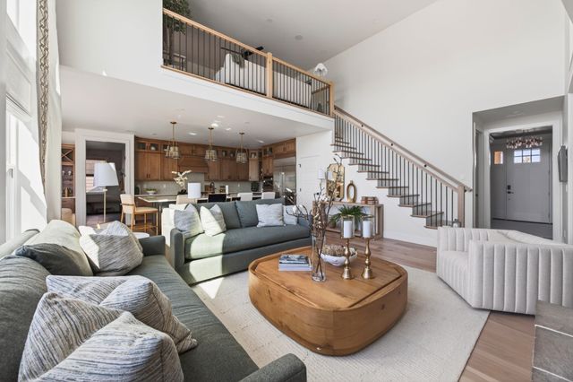 1500 Saundersville Rd, Hendersonville, TN 37075