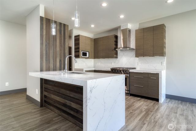 35 NE Alpine Drive, College Place, WA 99324