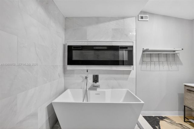 2436 Cat Cay Ln, Fort Lauderdale, FL 33312