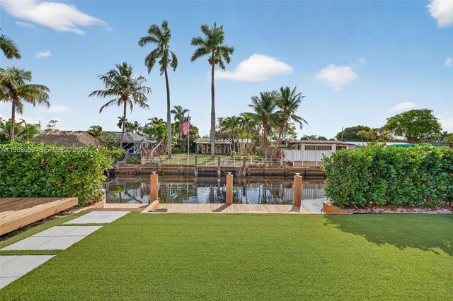 2436 Cat Cay Ln, Fort Lauderdale, FL 33312