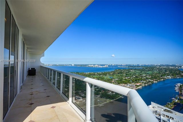 4779 Collins Ave PH 4301, Miami Beach, FL 33140