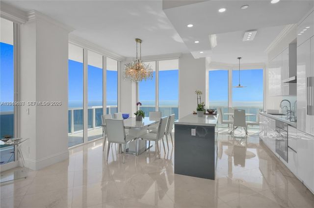 4779 Collins Ave PH 4301, Miami Beach, FL 33140