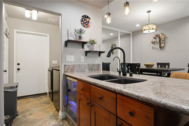 12 Saphir Way, Aliso Viejo, CA 92656