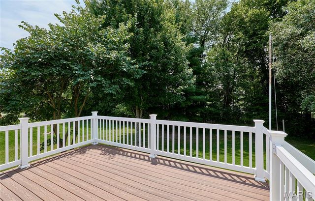 25 Spanish Oak Court, Troy, MO 63379