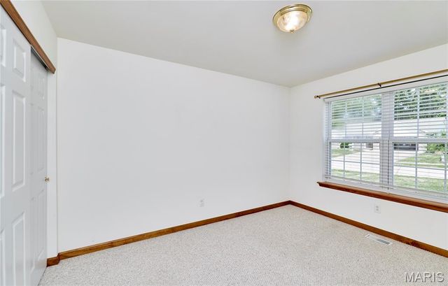25 Spanish Oak Court, Troy, MO 63379