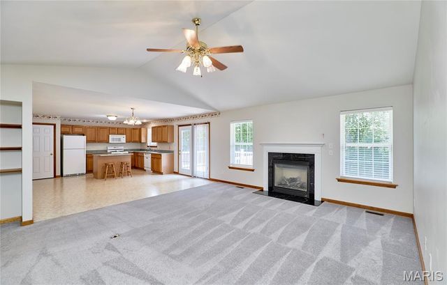 25 Spanish Oak Court, Troy, MO 63379