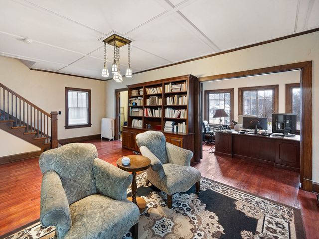 812 Garfield Avenue, Rockford, IL 61103