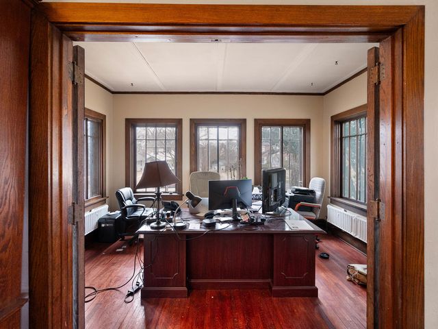 812 Garfield Avenue, Rockford, IL 61103