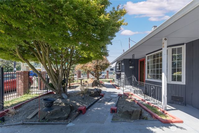 4504 S Trenton Street, Seattle, WA 98118