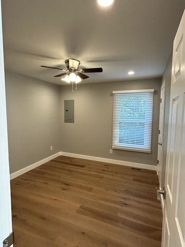 806 Cedarcrest Ave, Madison, TN 37115