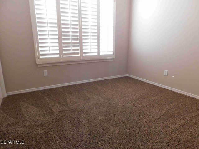 10021 RAILROAD Drive 303, El Paso, TX 79924