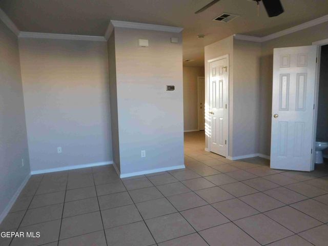 10021 RAILROAD Drive 303, El Paso, TX 79924