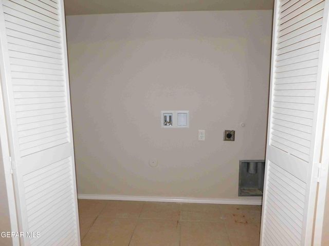 10021 RAILROAD Drive 303, El Paso, TX 79924