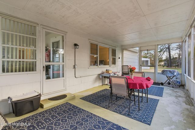 1111 Waterberry Court S, Toms River, NJ 08757