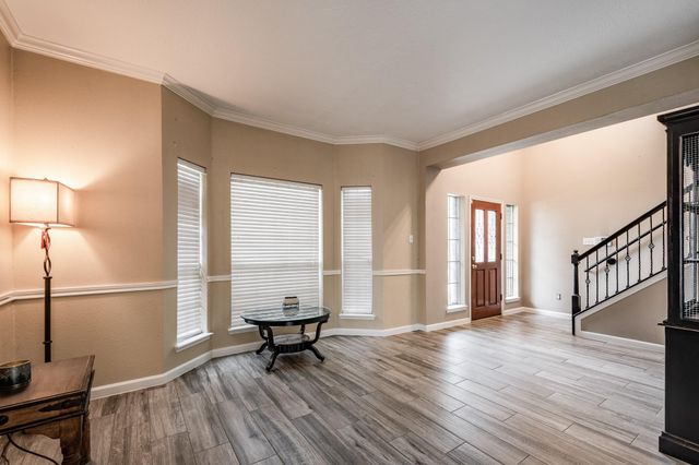 1015 Highlands Woods Drive, Highlands, TX 77562