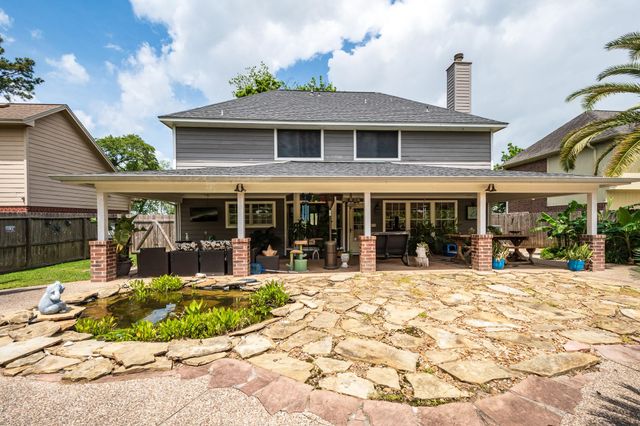 1015 Highlands Woods Drive, Highlands, TX 77562