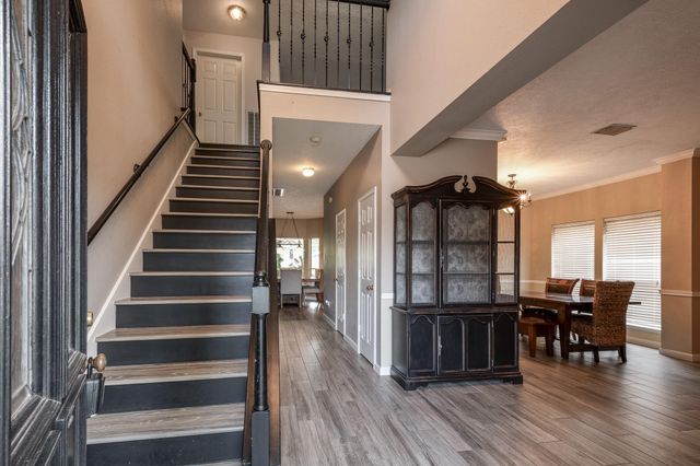 1015 Highlands Woods Drive, Highlands, TX 77562