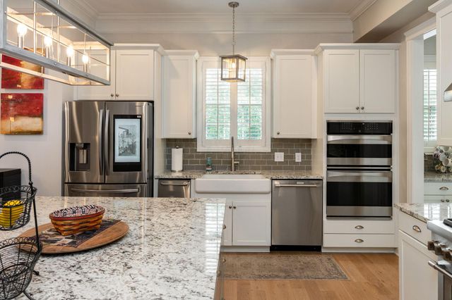 7930 Cole Park N, New Albany, OH 43054