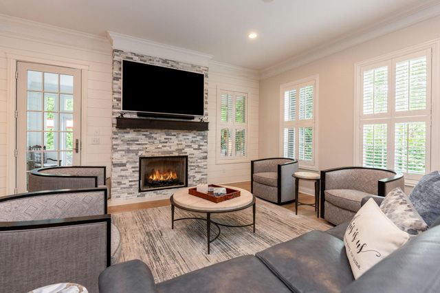 7930 Cole Park N, New Albany, OH 43054