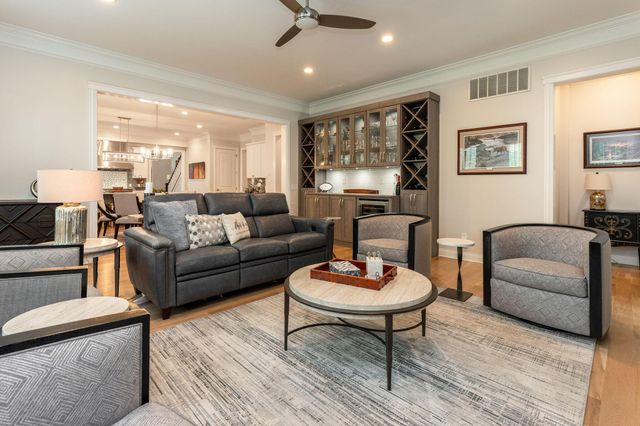 7930 Cole Park N, New Albany, OH 43054