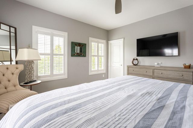 7930 Cole Park N, New Albany, OH 43054