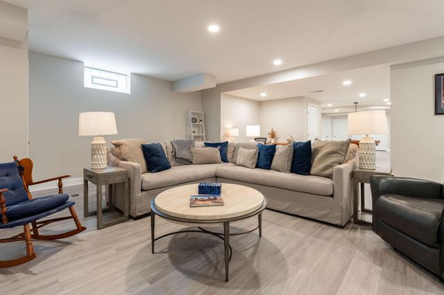 7930 Cole Park N, New Albany, OH 43054