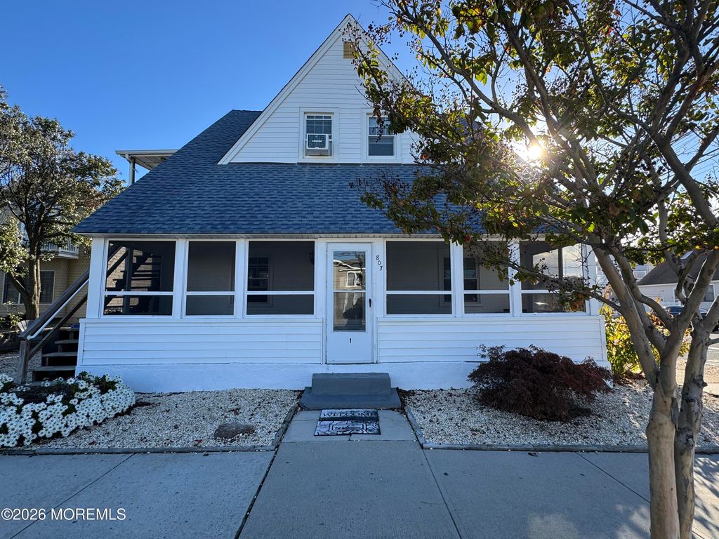 807 Grand Central Avenue 1, Lavallette, NJ 08735