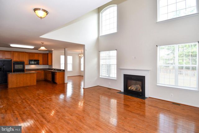 3082 AMERICAN EAGLE BLVD, Woodbridge, VA 22191