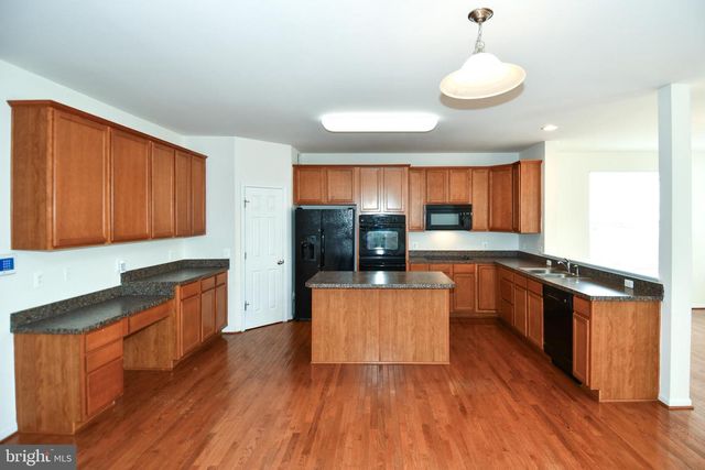 3082 AMERICAN EAGLE BLVD, Woodbridge, VA 22191