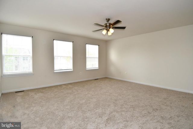 3082 AMERICAN EAGLE BLVD, Woodbridge, VA 22191