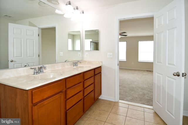3082 AMERICAN EAGLE BLVD, Woodbridge, VA 22191