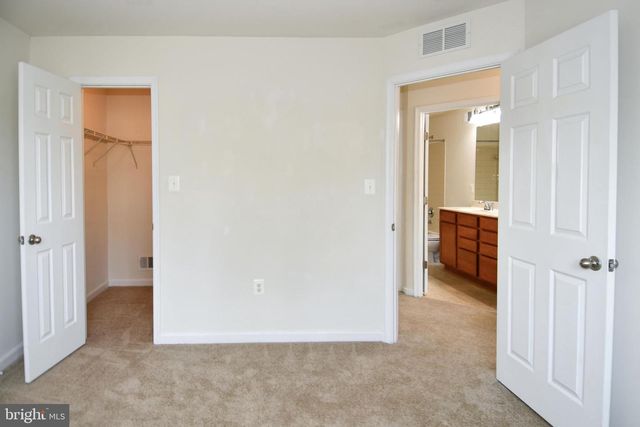 3082 AMERICAN EAGLE BLVD, Woodbridge, VA 22191