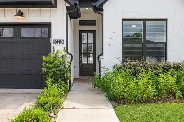 10210 Water Harbor Drive, Missouri City, TX 77459