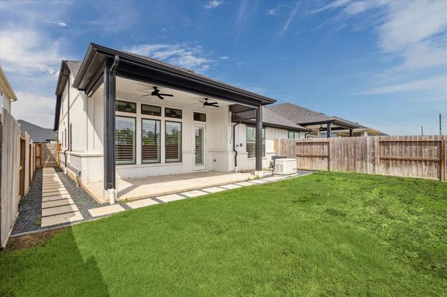 10210 Water Harbor Drive, Missouri City, TX 77459