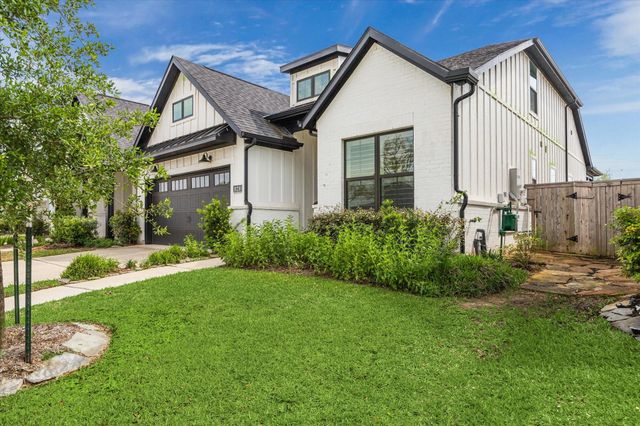 10210 Water Harbor Drive, Missouri City, TX 77459