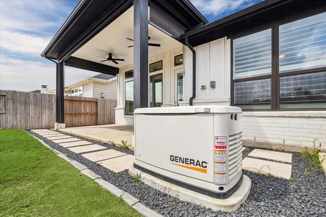 10210 Water Harbor Drive, Missouri City, TX 77459