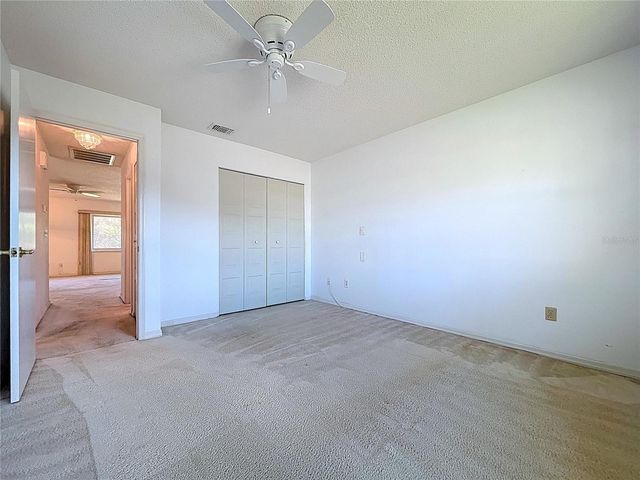 2102 HEMBURY PLACE SE 34, Sun City Center, FL 33573