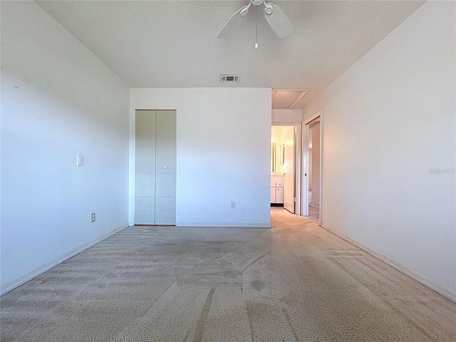 2102 HEMBURY PLACE SE 34, Sun City Center, FL 33573