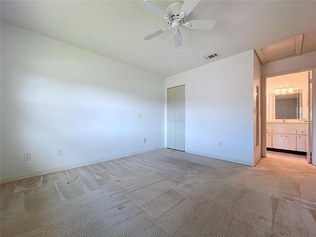 2102 HEMBURY PLACE SE 34, Sun City Center, FL 33573