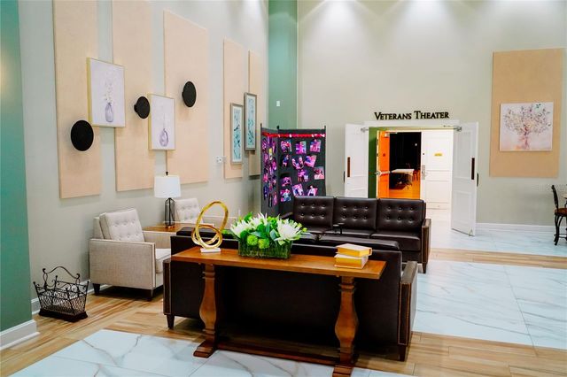 2102 HEMBURY PLACE SE 34, Sun City Center, FL 33573