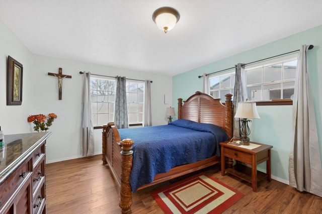 5012 Ute Drive NW, Albuquerque, NM 87105