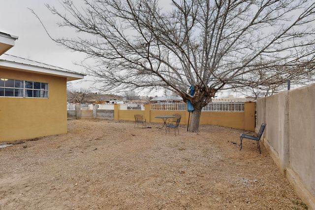 5012 Ute Drive NW, Albuquerque, NM 87105