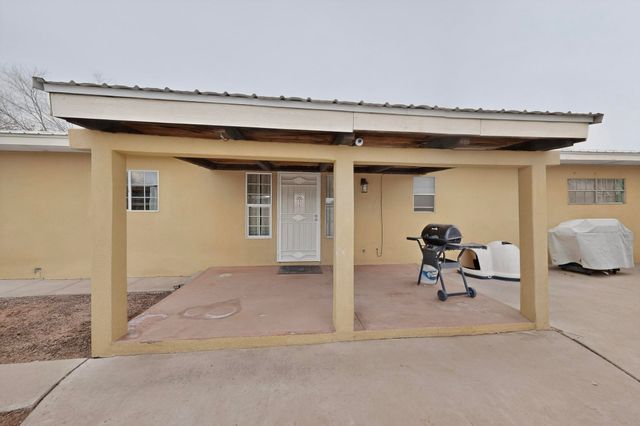5012 Ute Drive NW, Albuquerque, NM 87105