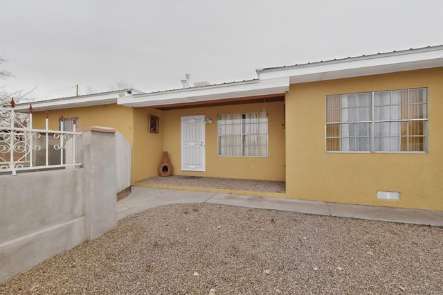 5012 Ute Drive NW, Albuquerque, NM 87105