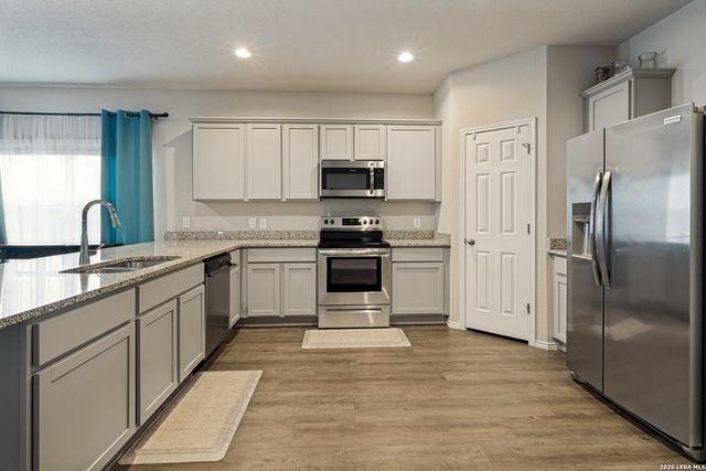13011 HEATHERS SUN, St Hedwig, TX 78152