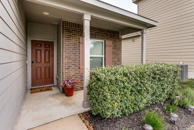 13011 HEATHERS SUN, St Hedwig, TX 78152