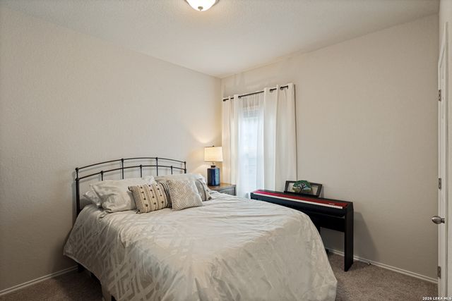 13011 HEATHERS SUN, St Hedwig, TX 78152