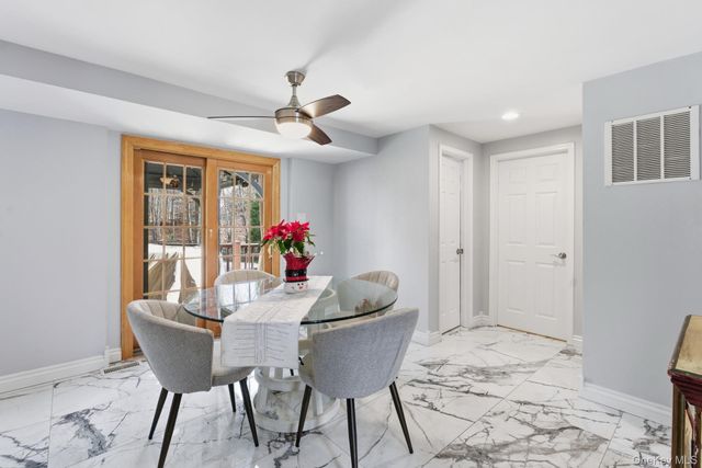 39 Foreston Circle, Manorville, NY 11949