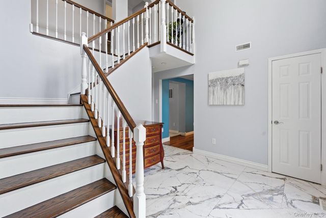 39 Foreston Circle, Manorville, NY 11949